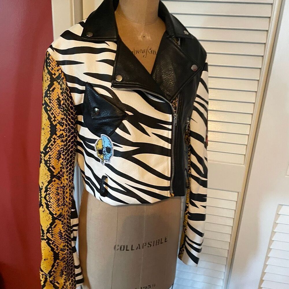 AZAELEA WANG | misunderstood crop moto jacket L NWT $110 - Picture 5 of 16